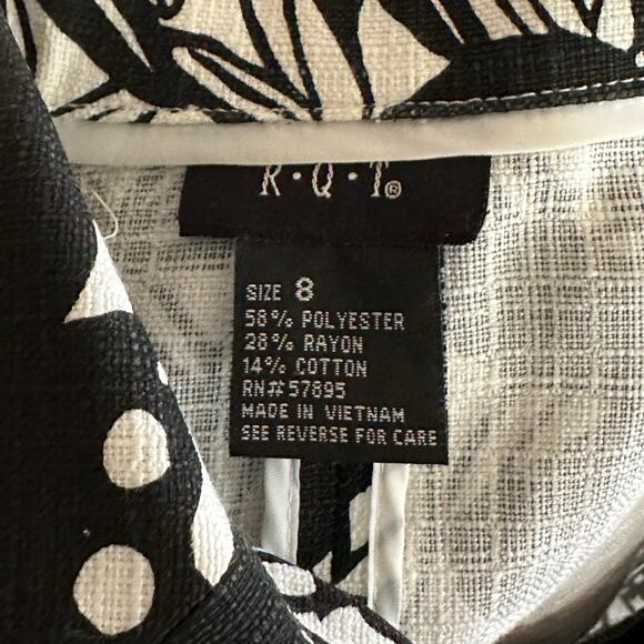 R.Q.T. Women’s White Blazer with Black Flowers, Size 8, Pre-owned - Picture 5 of 6